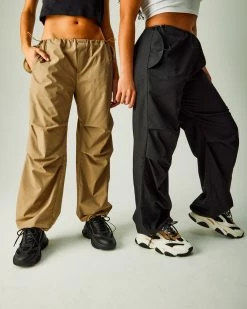 STEVEMADDEN Women's Clothing PIA PARACHUTE PANT BLACK