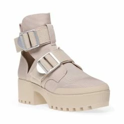 SteveMadden Women's Shoes GRADEN SAND