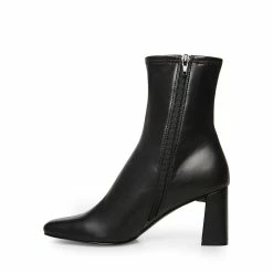 SteveMadden HUSH BLACK