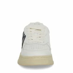 STEVEMADDEN JAZZ WHITE/NAVY Women's Shoes