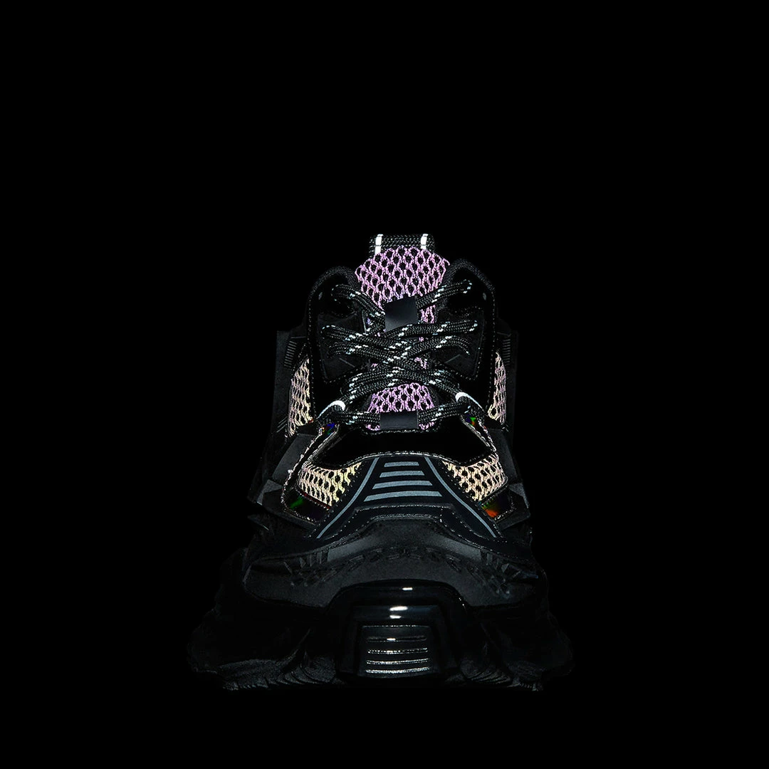 SteveMadden QUANTUM BLACK