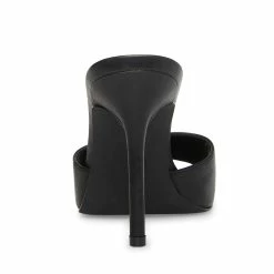 SteveMadden SIGNAL BLACK LEATHER Women's Shoes