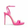 STEVEMADDEN WAFER FUSCHIA PATENT Women's Shoes