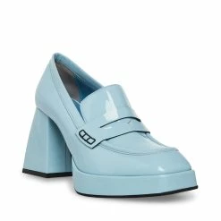 STEVEMADDEN Women's Shoes YVONNA BABY BLUE PATENT