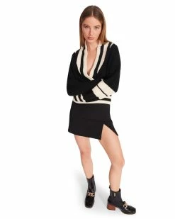 STEVEMADDEN Women's Clothing ADDISON PULLOVER BLACK