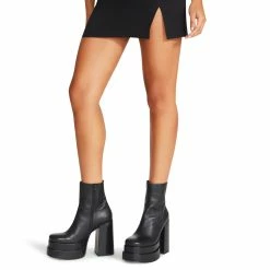 SteveMadden COBRA BLACK LEATHER