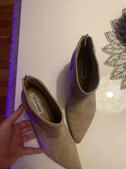 Recurate Resale ALERT TAN SUEDE - SM REBOOTED