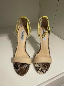 Recurate Resale STUNNING - SM REBOOTED