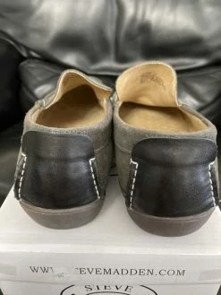 Recurate Resale VYRALL GREY SUEDE - SM REBOOTED