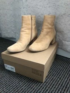 Recurate DAVIST CAMEL SUEDE BOOTIE - SM REBOOTED Resale