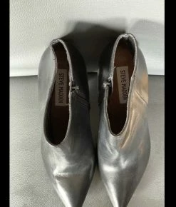 Recurate Resale THERESA BLACK LEATHER 7.5 - SM REBOOTED