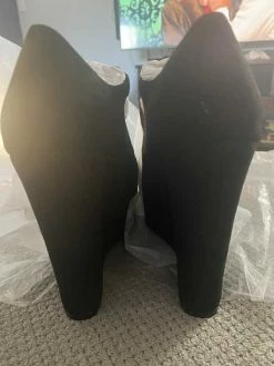 Recurate MACIE BLACK SUEDE - SM REBOOTED