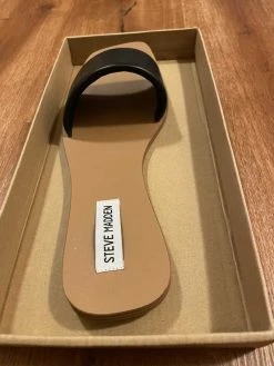 Recurate ISABEL BLACK - SM REBOOTED Resale