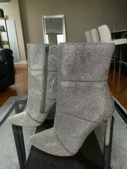 Recurate WINONA RHINESTONES - SM REBOOTED Resale