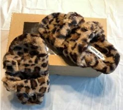 Recurate STAYCATION LEOPARD - SM REBOOTED Resale