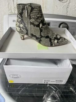 Recurate Resale SKYWAY - SM REBOOTED