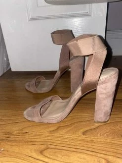 Recurate CELEBRATE TAN SUEDE - SM REBOOTED