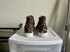 Recurate Resale CLAUD IN LEOPARD - SM REBOOTED