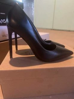 Recurate Resale VALA BLACK LEATHER - SM REBOOTED