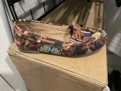 Recurate TEANA FLATS IN BROWN MULTI - SM REBOOTED