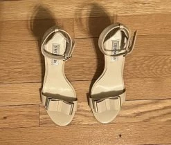 Recurate Resale REACT NUDE STILETTO - SM REBOOTED