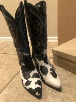 Recurate WEST BLACK/WHITE - SM REBOOTED Resale