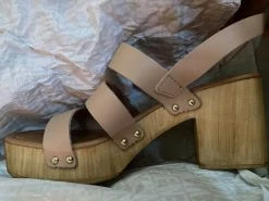 Recurate Resale COVE NATURAL LEATHER - SM REBOOTED