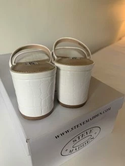 Recurate Resale ISSY WHITE CROCODILE - SM REBOOTED