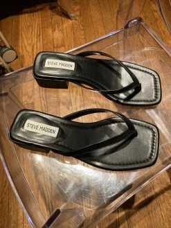 Recurate CLAUDETTE BLACK - SM REBOOTED Resale