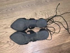 Recurate Resale BRITZI IN BLACK - SM REBOOTED