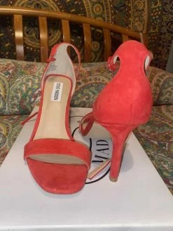 Recurate FAME RED SUEDE - SM REBOOTED