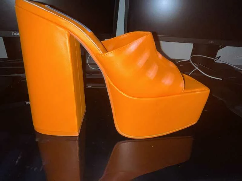 Recurate Resale TRIXIE ORANGE LEATHER - SM REBOOTED