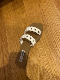 Recurate Resale BONNI WHITE - SM REBOOTED