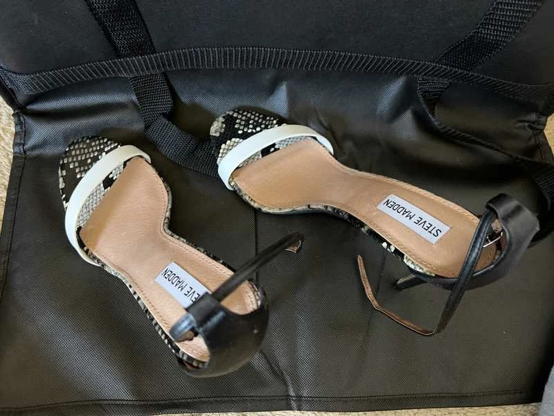 Recurate STECY ANKLE STRAP IN SNAKE SKIN - SM REBOOTED Resale