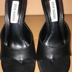 Recurate KARINA BLACK LEATHER - SM REBOOTED Resale