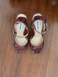 Recurate Resale LUV RED SNAKE - SM REBOOTED