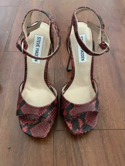 Recurate Resale LUV RED SNAKE - SM REBOOTED