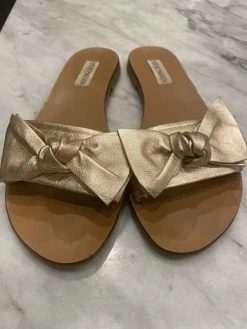 Recurate Resale Gold Bow Sandals - SM REBOOTED