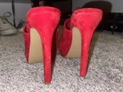 Recurate Resale LURE RED SUEDE - SM REBOOTED