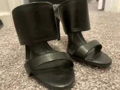 Recurate Resale MALLORY BLACK LEATHER - SM REBOOTED