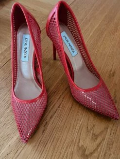 Recurate Resale VIOLA RED - SM REBOOTED