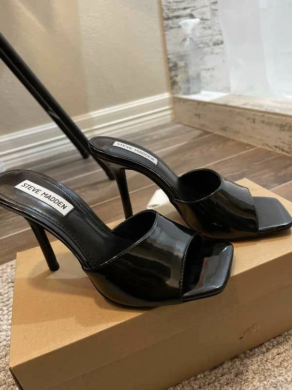 Recurate Resale SIGNAL BLACK PATENT - SM REBOOTED